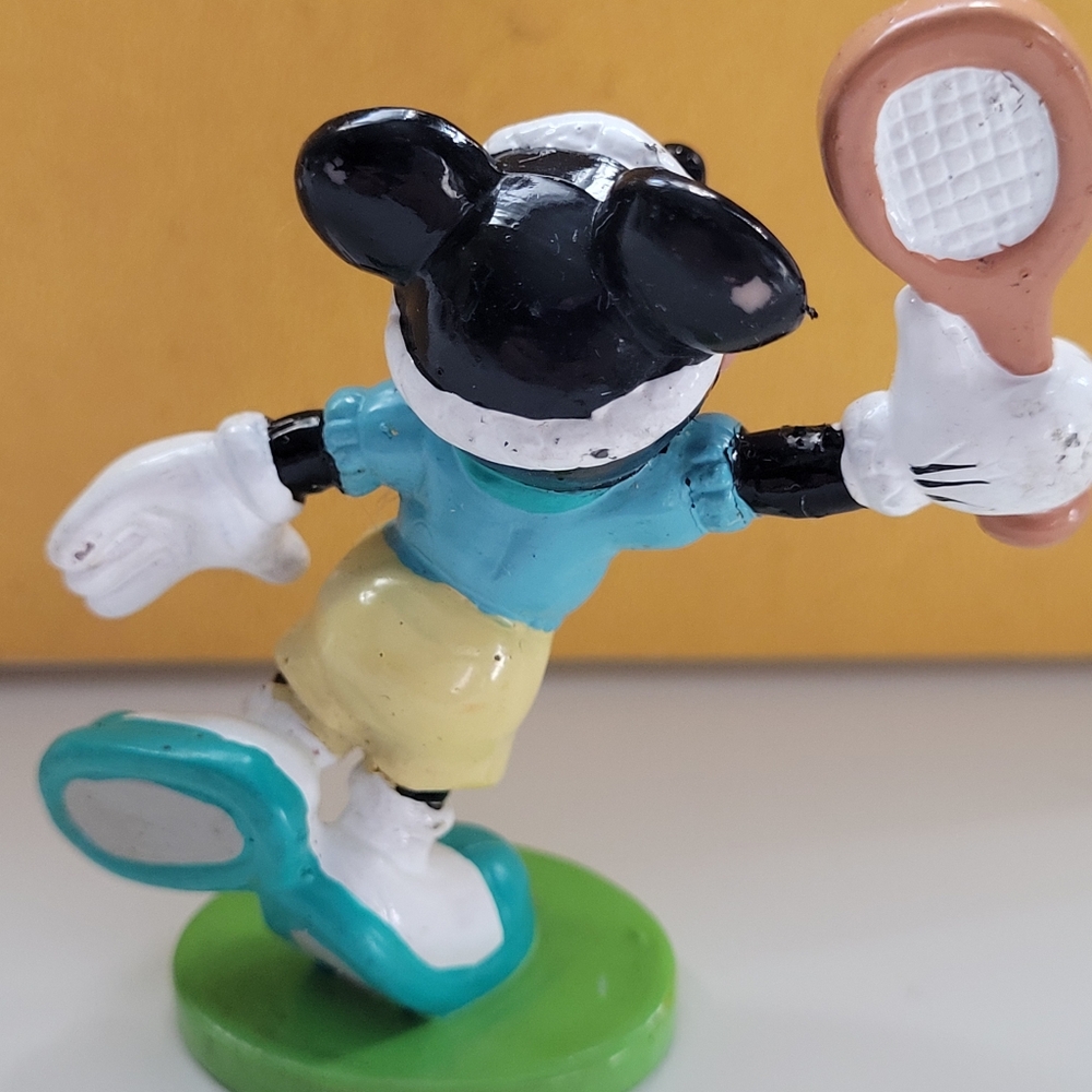 Vintage Disney Mickey Mouse and Friends Figurines - Picture 3 of 9